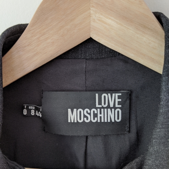 ✨HOST PICK✨ Love Moschino Feminine Ruffle Blazer - Picture 3 of 6